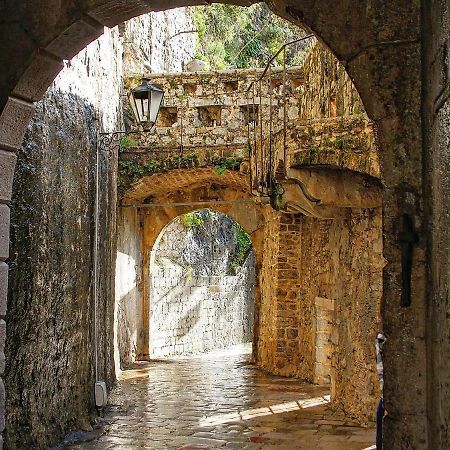 Old Town Boskovic Apartment Kotor Buitenkant foto